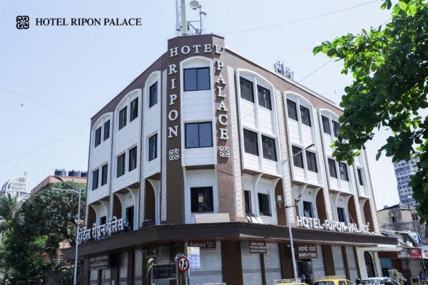 Hotel Ripon Palace image 5